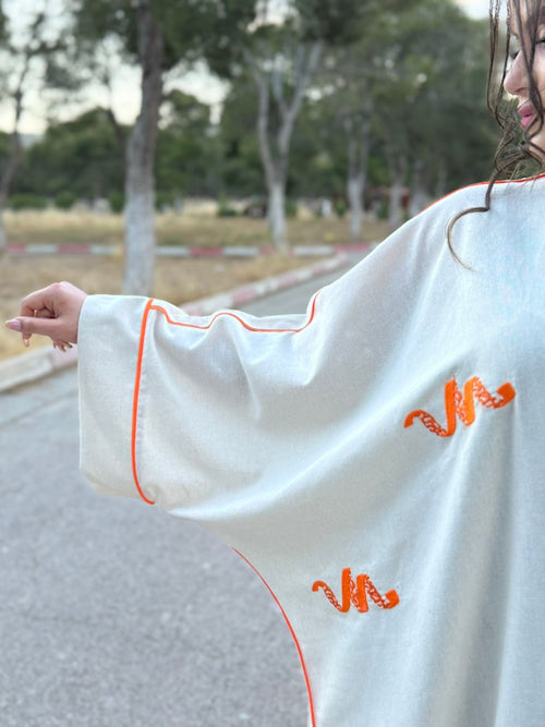 Abaya Farasha Écrue — Broderie Orange